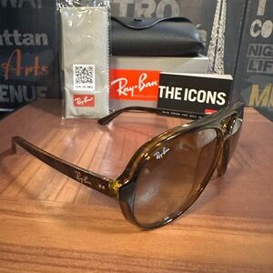 RayBan 4125 Cats 5000 710/51 Tortoise Shell/Gradient Brown lenses 59mm